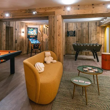 Des Amis - 15 Pers à - 400m Piscine Salle De Jeux Ciné * Méribel